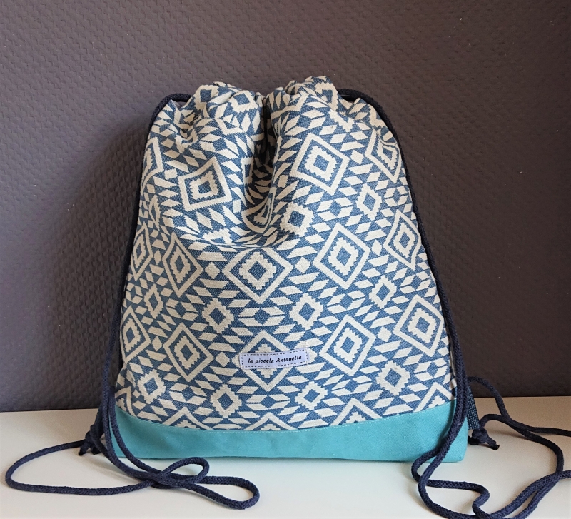  - Turnbeutel, Festivaltasche in blau weiß mit graphischen Muster  , Handmade by la piccola Antonella