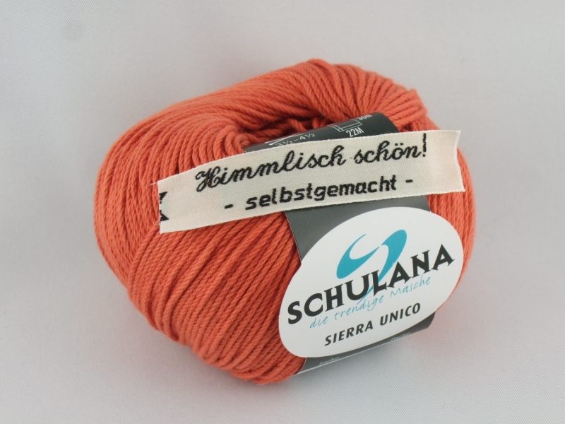  - sommerliches Baumwollgarn Sierra Unico mit Seide von Schulana in Farbe 41 rot