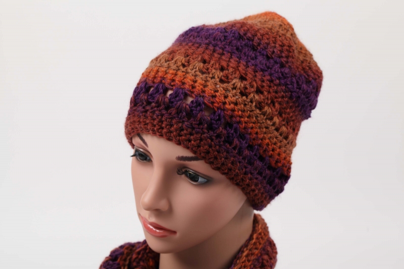  - kuschelig warme Häkelmütze Mütze Wintermütze für Damen Beanie mit Degrade-Effekt in Terracotta
