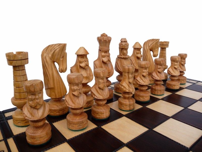 Edles grosses Schach Schachspiel 60 x 60 HANDGESCHNITZT NEU Holz EXKLUSIVE