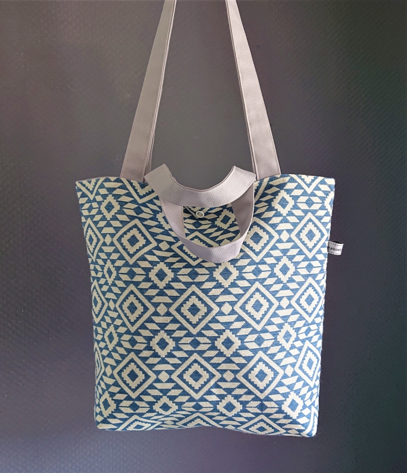  - Einfacher Shopper, Henkeltasche mit graphischen Muster in blau , Einkaufstasche, Beutel , Handmade by la piccola Antonella