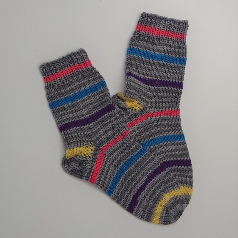 Gestrickte dicke Socken, Gr. 40/41 aus 8 fädiger Sockenwolle, Wollsocken,  Kuschelsocken, handgestrickt von la piccola Antonella