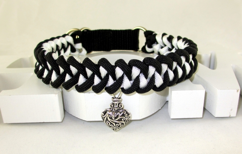 Halsband Black and White geflochten Flechthalsband Hundehalsband aus  Paracord mit Zugstopp Verschluss