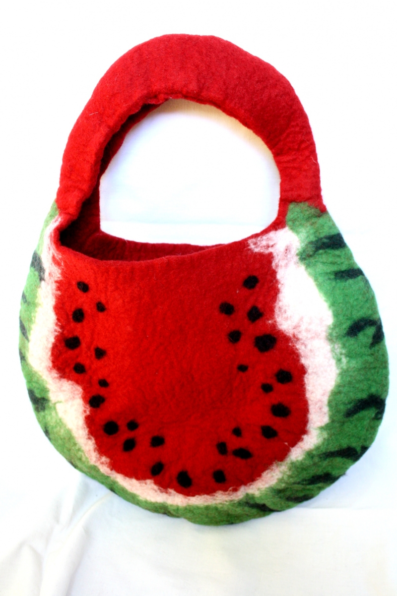handgefilzte Tasche in Melonenform, Wassermelone