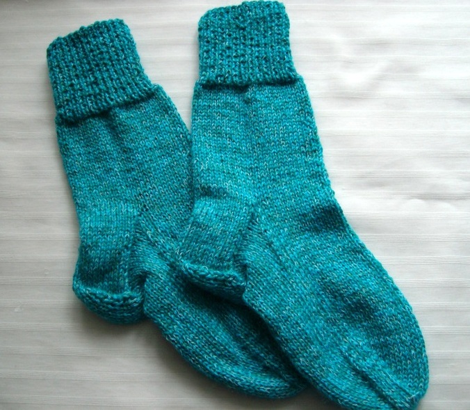 Gestrickte Socken für Kinder Größe 28/29, türkis, schön warm