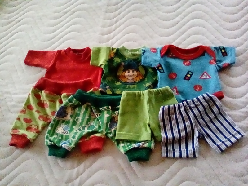 Puppenkleider Set Shirt, Hose, Body für Jungs ca. 32-33 cm