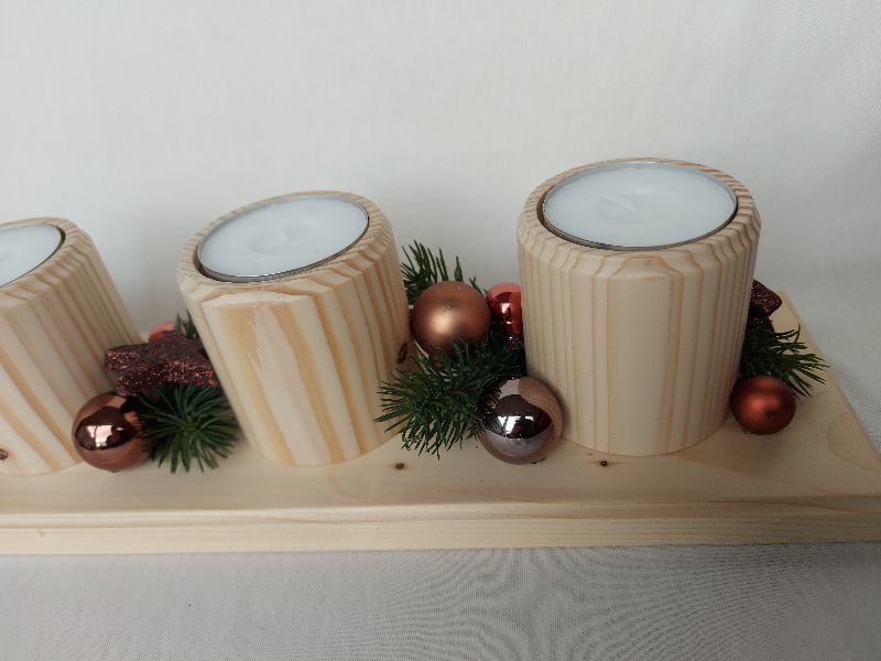 Adventskranz aus Holz für Maxi-Teelichter (für Teelichte 6 cm)  weihnachtlich dekoriert, kaufen