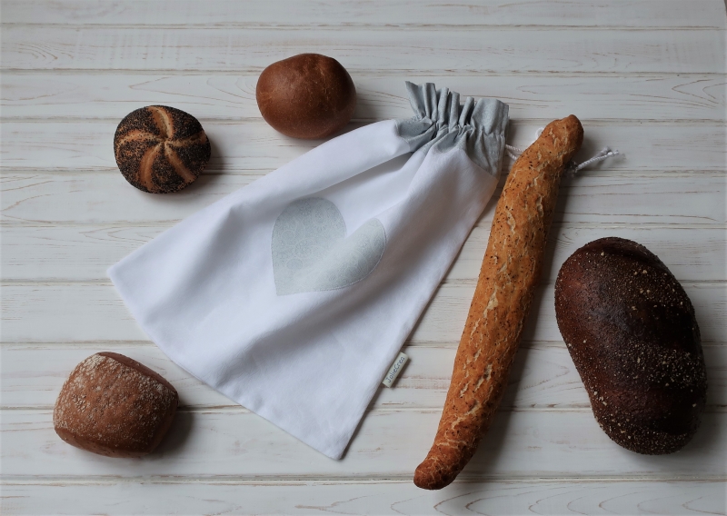  - ♡ Brotbeutel aus Vintage-Stoff ohne Chemie zum Einkaufen von Brot und Brötchen mit einem ♡ für die Umwelt