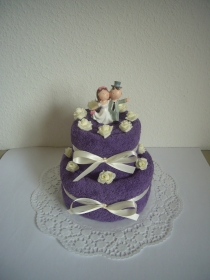 Hochzeitsgeschenk Geschenk Hochzeit Hochzeitstorte lila violett Rosen - Handarbeit kaufen