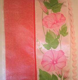 Zierband-Set,3m 1x weiss mit rosa-grünem Blumendesign,1x transparent creme,und 1x Zierlitze rosa