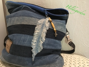Schlüsselanhänger „Feder“ aus Jeans Accessoires Schmuck 