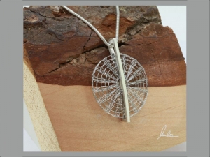 Anhänger Klöppelschmuck und Spinnweben in Silber und Edelstahl in Handarbeit hergestellt  - Handarbeit kaufen