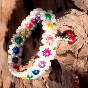 Regenbogen-Armband für Kinder Kinderarmband, Kinderschmuck, Schmuck für Kinder Armreifen Perlenarmband Handarbeit - Handarbeit kaufen