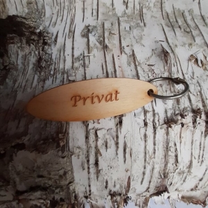 Schlüsselanhänger  ♥ privat ♥ aus Holz  zum Verschenken oder Leihen - Handarbeit kaufen