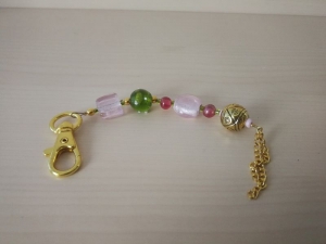 Taschenanhänger Der Froschkönig, in Rosa, Grün und Gold, handgefertigt 