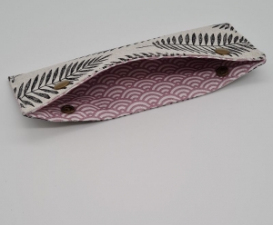 Stricknadelgarage , Stricknadeltasche Silberglanz, Aufbewahrung für Nadelspiel 15 cm, handmade la piccola Antonella   