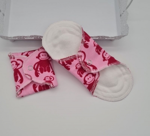 Waschbare Slipeinlagen / Binden aus Baumwolle rosa Affen, 2 Stück, Zero Waste, handmade by la piccola Antonella  