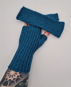 Gestrickte Arm Stulpen mit Daumen in petrol blau, Fingerlose Handschuhe, Pulswärmer, Gr. M, handgestrickt von la piccola Antonella   - Handarbeit kaufen