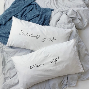 weiße Kissenbezüge Kissenhüllen 40 cm x 80 cm mit Aufschrift Schlaf gut träum süß! 2er Set