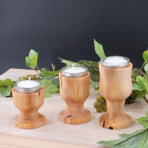  Handgemachte Teelichthalter aus Kastanienholz - Handarbeit kaufen
