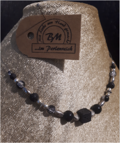 Perlenkette  Perlen-Kette Halskette Kette handgemachtes Einzelstück Lava Naturstein schwarz silber 48 cm