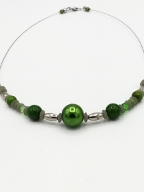 Perlenkette Perlen-Kette Halskette handgemachtes Unikat grün silber grau 43 cm