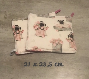 Topflappen Set ❤️ Xl ❤️ Hunde ❤️ Geschenk ❤️ Einzigartig  ❤️ Unikat - Möpse in Tulpen - Handarbeit kaufen