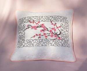 Besticktes Sakura Fashion-Kissen - Kirschblüte Kissenbezug - Frühlings Geschenk - 39 x 39 cm - Quilt - Trapunto