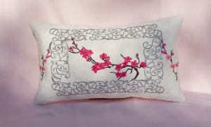Besticktes Sakura Fashion-Kissen - Kirschblüte Kissenbezug - Frühlings Geschenk - 30 x 50 cm - Quilt - Trapunto