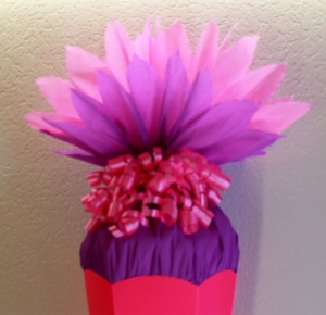 Schultüte Zuckertüte Rohling zum selbst verzieren Rohling 70 75 80 85 90 100 cm für Mädchen HANDARBEIT leuchtpink lila rosa - Handarbeit kaufen