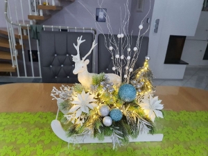 Weihnachtsdeko SCHLITTEN mit Elchfigur LED Weihnachten Dekoration Geschenk Mitbringsel Künstliche Floristik - Handarbeit kaufen