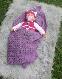 Schöne weiche Babydecke aus reiner Baumwolle, ein Babytraum. Ideal für den Sommer.