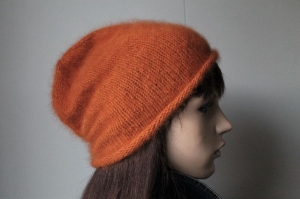 Strickmütze aus reiner Angorawolle von Hand gestrickt beidseitig tragbar matt orange herbstfarbig Mütze Damenmmütze Wollmütze Damen Beanie Strickbeanie 
