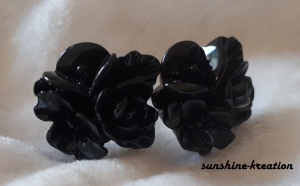 Blumen-Ohrstecker 15mm schwarz