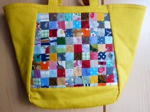 Umhängetasche für den kleinen Einkauf - Shopping Bag -  gelb mit buntem Patchwork - Handarbeit kaufen