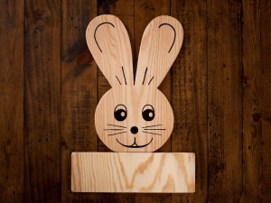 Türschild Hase aus Holz für Kinder zum selbst Beschriften
