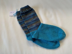 Gestrickte Socken für Jungen Größe 38