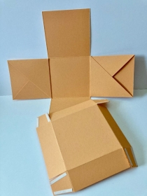 Explosionsbox Geschenkbox Gutscheinbox zum selbst gestalten, Verschiedene Farben, 7 x 7 x 7 cm, blanko