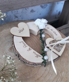 Ringkissen Brautpaar mit Kind Holzherz ♥ rund mit Namen für Eheringe Hochzeit - Handarbeit kaufen