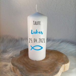 Personalisierte Kerze mit Name zur Taufe oder Kommunion