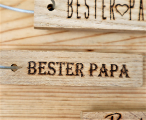 Schlüsselanhänger Holz graviert Bester Papa personalisierbar N2 (Kopie id: 100327962) - Handarbeit kaufen