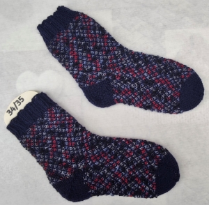 dicke zweifarbige Socken Gr.34/35 - Handarbeit kaufen