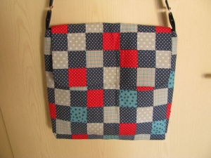 Messengerbag/Schultertasche/Laptoptasche Patchwork aus Baumwollstoff - UNIKAT - Handarbeit kaufen