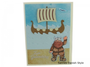 3D Wikingerkarte, Geburtstagskarte mit Wikinger und Segelboot. Wikinger mit Aquarellfarben koloriert, die Karte hat ca. DIN A6 (14,8 x 10,5) Format