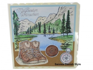 Pilgern oder Wandern, Geburtstagskarte für Wanderer, Wanderkarte, Grußkarte Ausflug, mit Berge, See und Wanderstiefel, die Karte ist ca 15 x 15 cm
