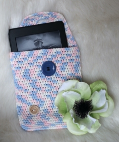 e-Reader Tasche, Tablet Tasche, gehäkelt, zartes Babyrosa - Babyblau