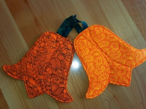 1 Paar orangene Tulpen Topflappen - damit der Frühling kommen kann (Kopie id: 100336791) - Handarbeit kaufen