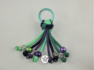Schlüsselanhänger aus Paracord Anhänger für Schlüssel mit Schlüsselring Taschenbaumler Taschenanhänger für Frauen für Mädchen Anhänger für Autoschlüssel   - Handarbeit kaufen