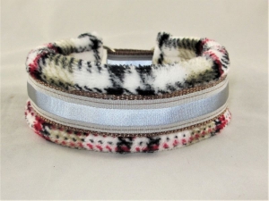 Hundehalsband Schottland Halsband wärmend, reflektierend mit weicher Fleece Polsterung wahlweise Klickverschluss Kunststoff oder Metall oder  Zugstopp     - Handarbeit kaufen