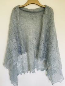 Handgestrickter-Kalinka-Orenburg-Schal aus Ziegenwolle mit 20% Seide, 150 x 150 cm, Unikat, Farbe: silbergrau # 12 - Handarbeit kaufen